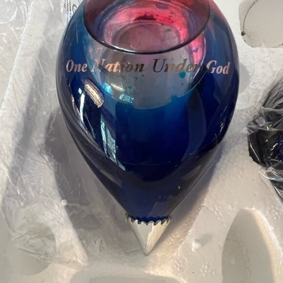 THE BRANFORD EDITIONS SET OF TWO HEIRLOOM GLASS ORNAMENTS NEW - Picture 3 of 10